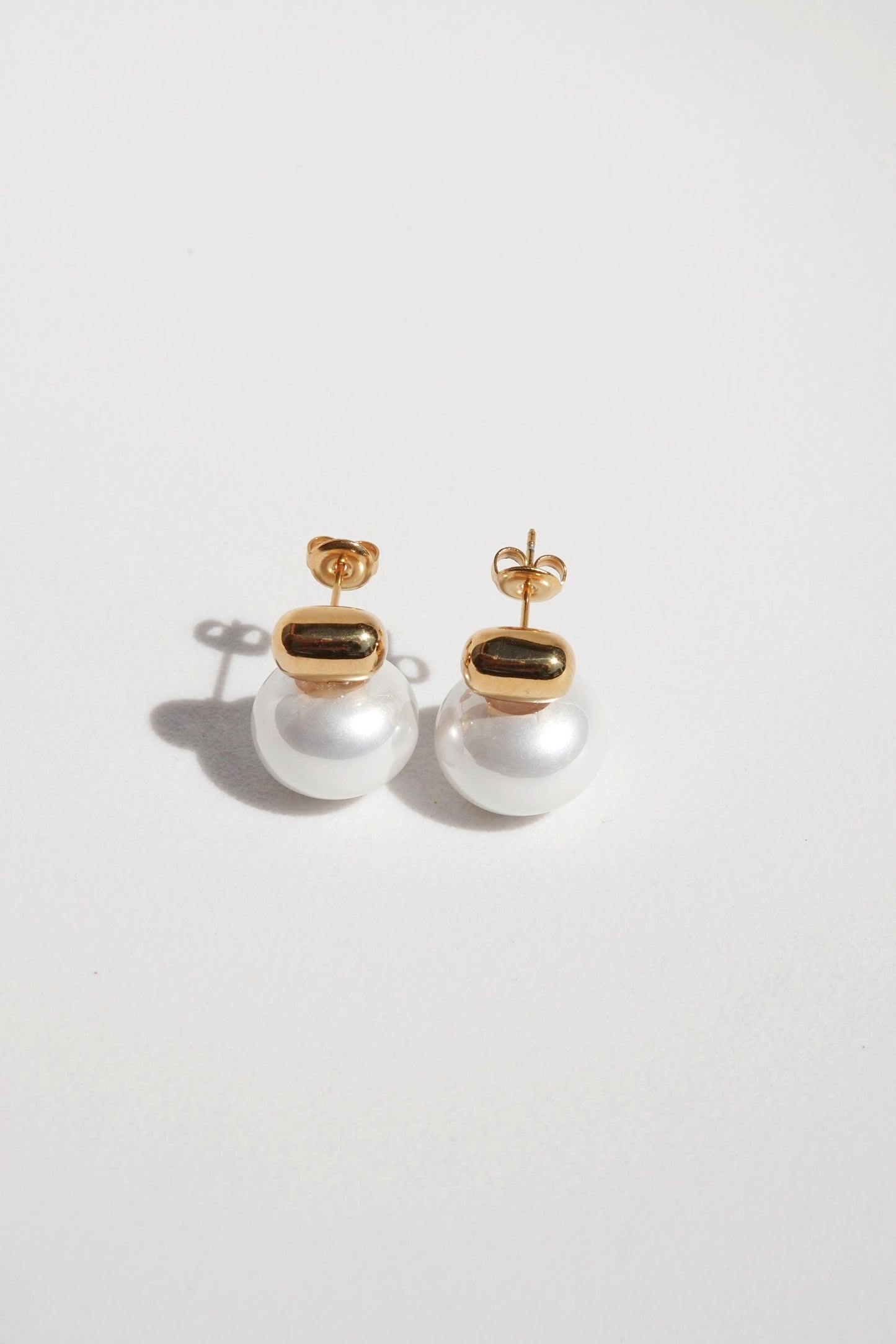 Aura Pearl Drop