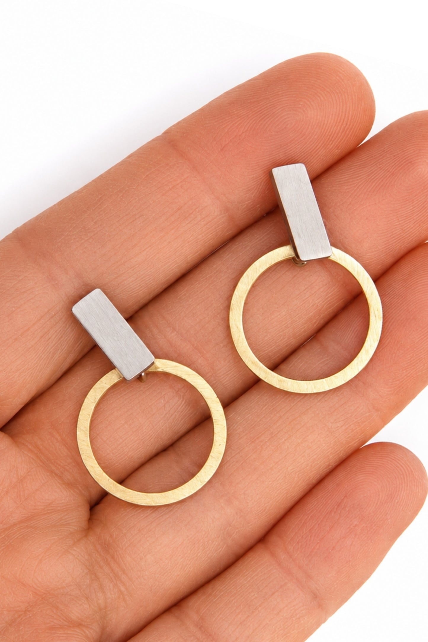 bar & loop