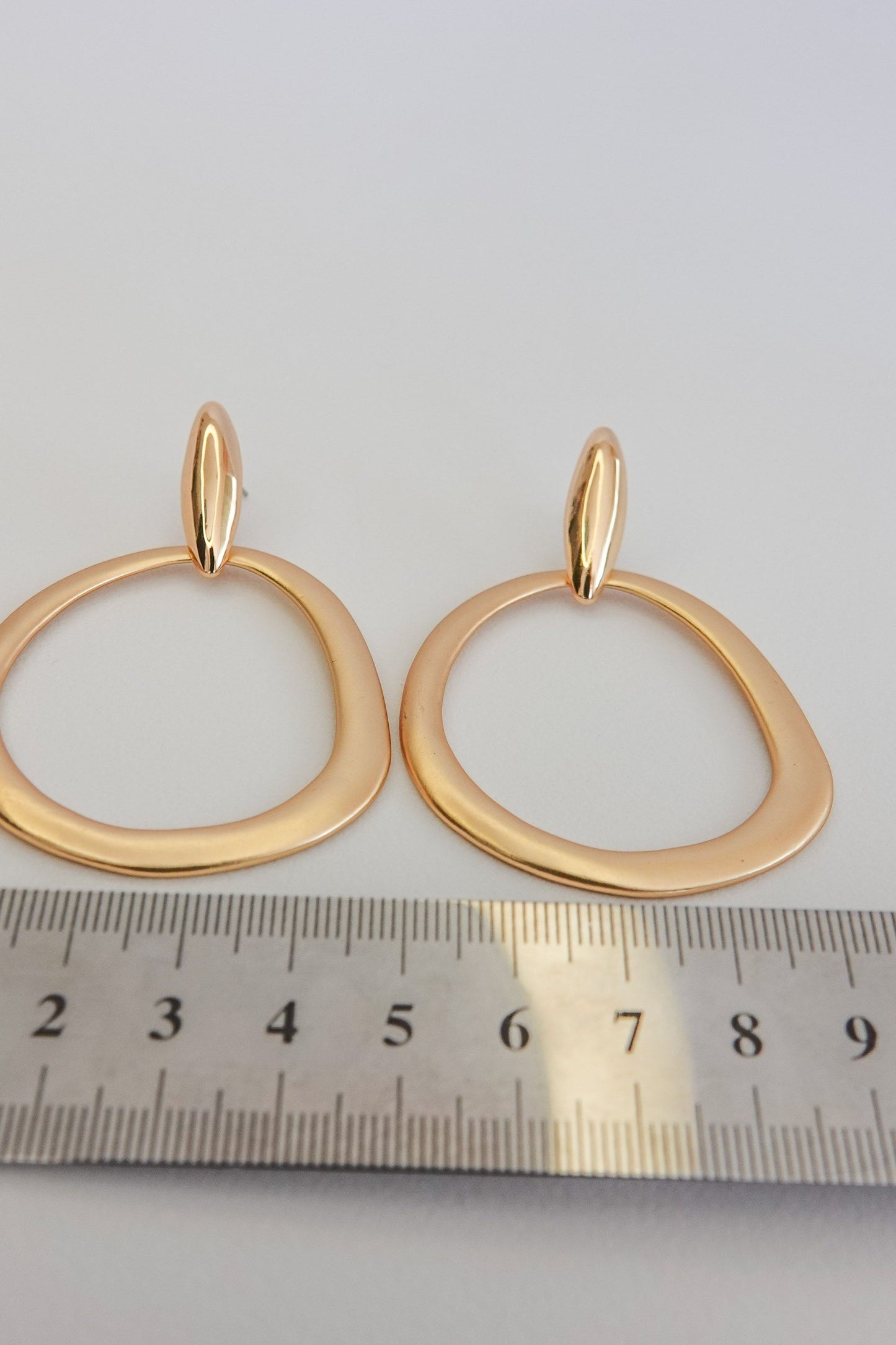 Asymmetry Hoops