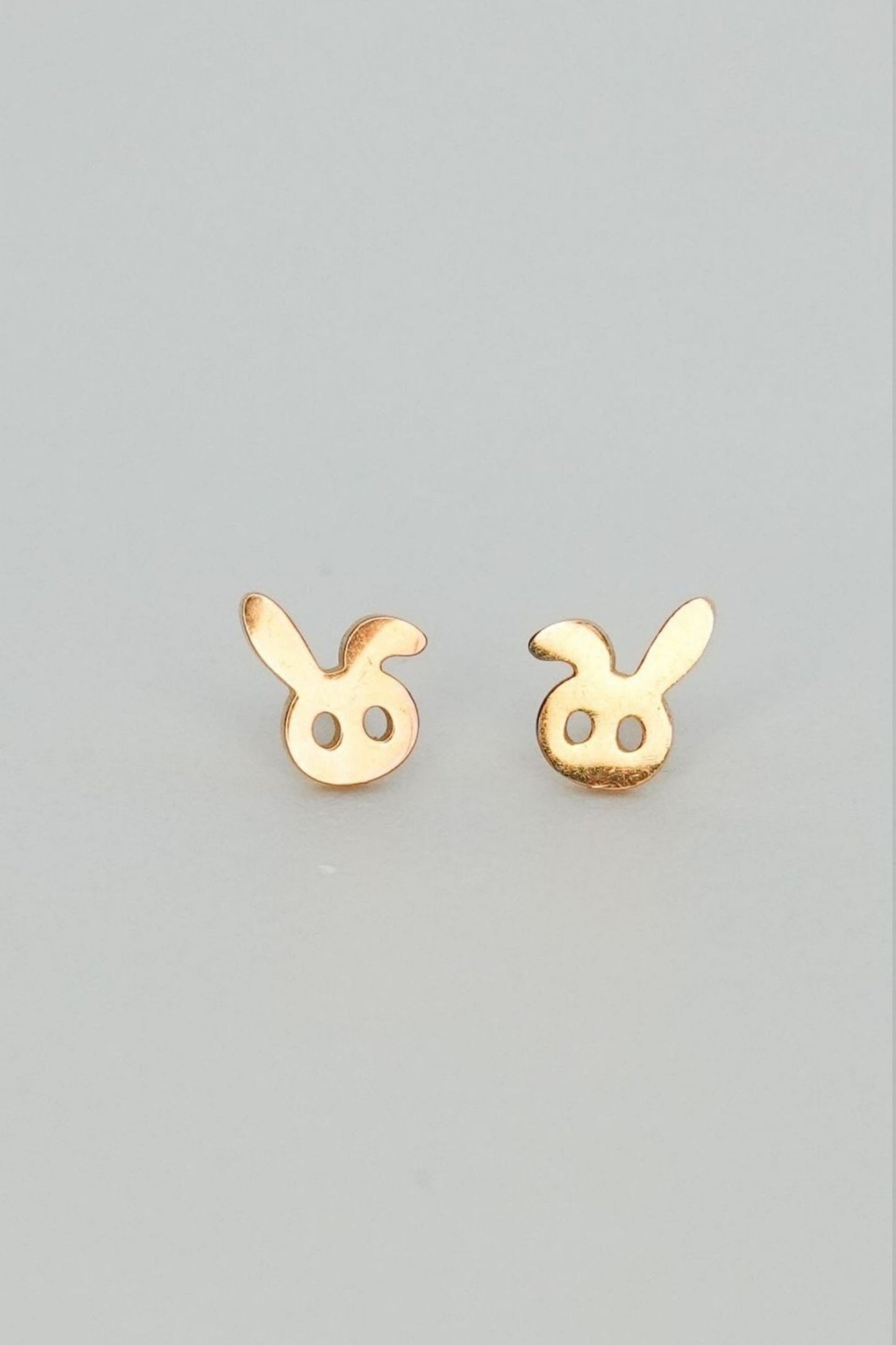 Bunny with wonky ear