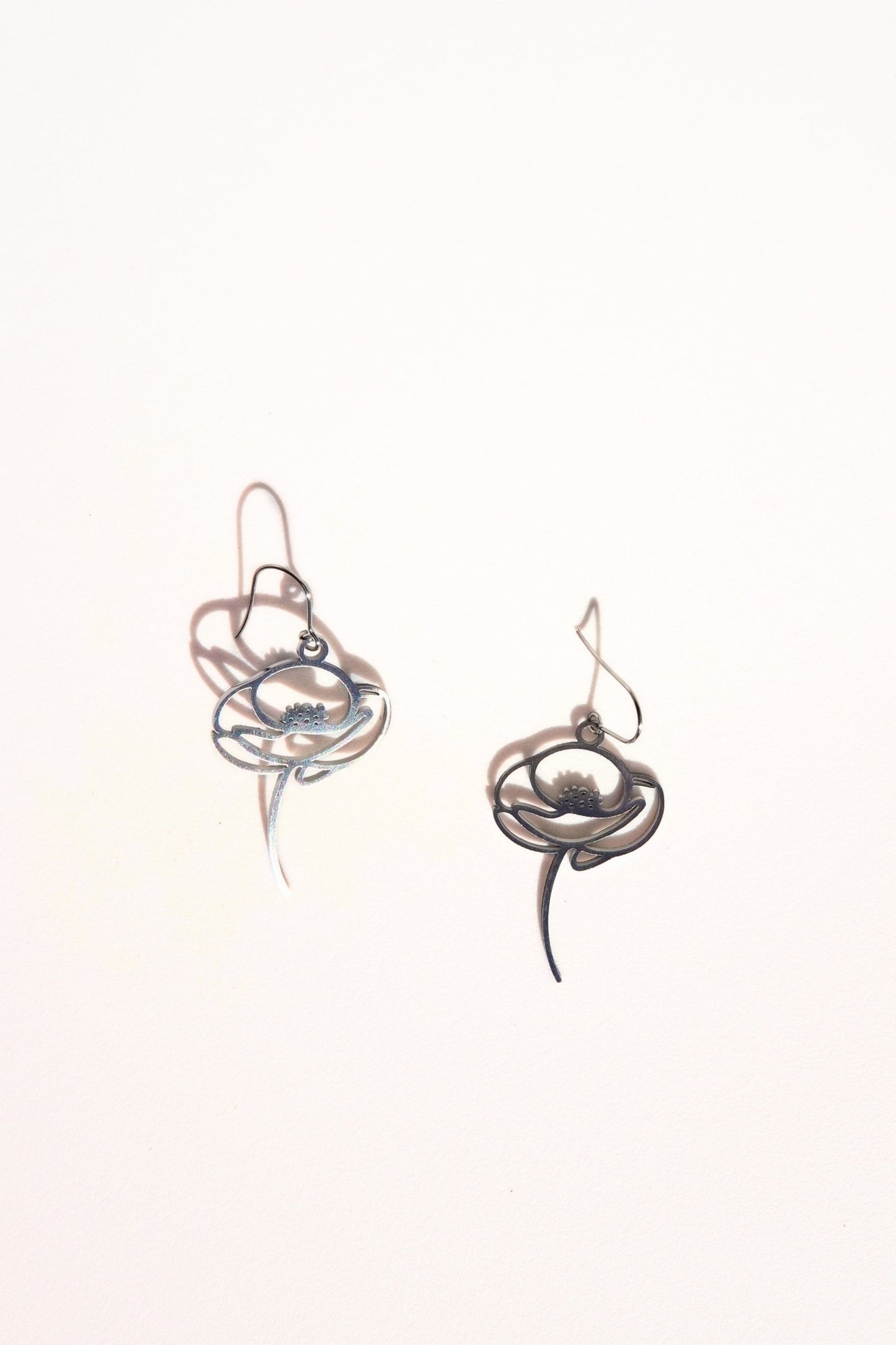 delicate, not fragile